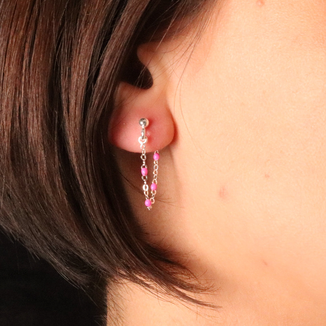 Boucles d'oreilles CHAINETTE ROSE FLUO